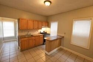 14 Fowler St, Unit 2 in Boston, MA - Building Photo
