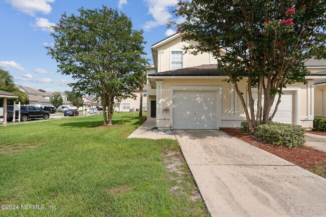 574 Southbranch Dr in Jacksonville, FL - Building Photo - Building Photo