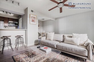 1230 E 38th 1/2 St in Austin, TX - Building Photo - Building Photo