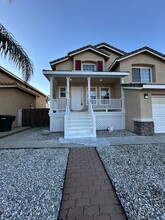 1055 Autumnwood Ln in Perris, CA - Building Photo - Building Photo