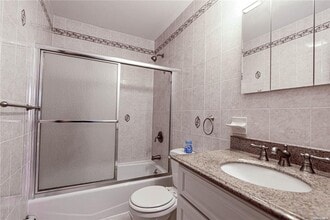 45 Garrity Ave in Lake Ronkonkoma, NY - Building Photo - Building Photo