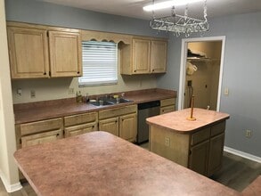 12039 SW 76th Terrace in Lake Butler, FL - Building Photo - Building Photo