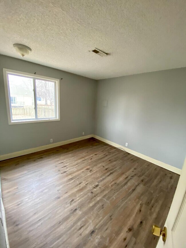 2515 Morningside Dr in Lawrence, KS - Building Photo - Building Photo