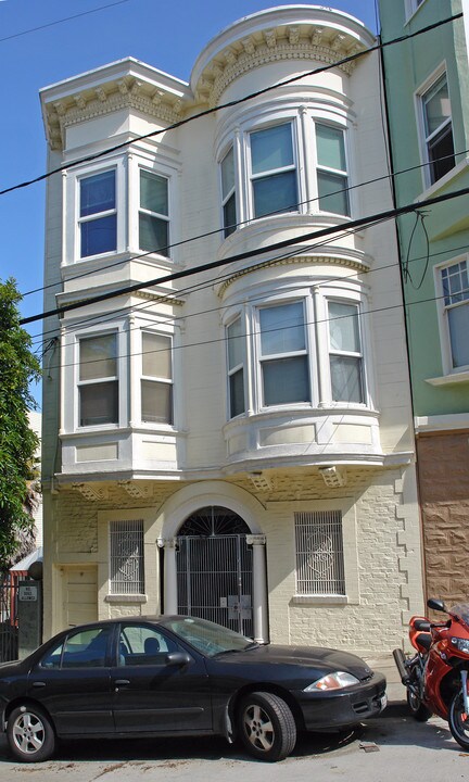 1460 Washington St in San Francisco, CA - Building Photo