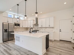 9419 E Colorado Ave in Denver, CO - Building Photo - Building Photo