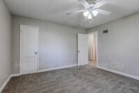 831 Stewart Ave photo'