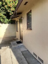 7726 University Ave, Unit E in La Mesa, CA - Building Photo - Building Photo