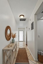 3636 NE 21st Ave in Lighthouse Point, FL - Building Photo - Building Photo