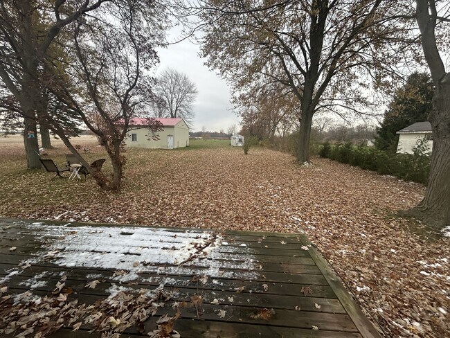 2139 London Line in Sarnia, ON - Building Photo - Building Photo