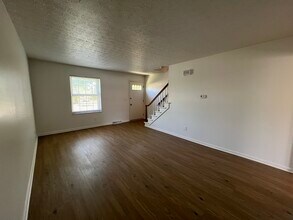 4797 Nugent Dr in Columbus, OH - Building Photo - Building Photo