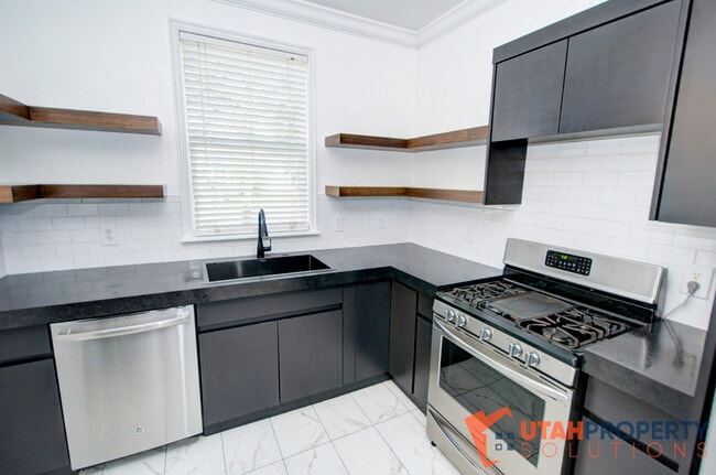 4502 W 11800 S in South Jordan, UT - Building Photo - Building Photo