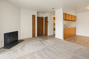 Cedar Trail Apartments in Kalamazoo, MI - Building Photo
