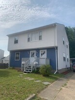 69 Dorr Ave in East Providence, RI - Building Photo