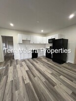 601 E Mulberry St in Millville, NJ - Building Photo