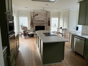 5707 Honor Ct in Houston, TX - Foto de edificio - Building Photo