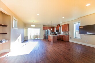 910 Grove SW St in Corvallis, OR - Building Photo - Building Photo