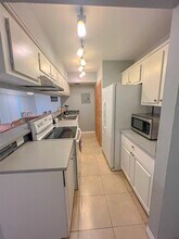 5234 NE 6th Ave, Unit B25 in Fort Lauderdale, FL - Building Photo - Building Photo