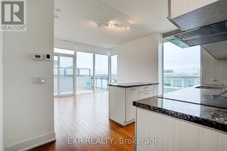 8081-8081 Birchmount Rd in Markham, ON - Building Photo - Building Photo