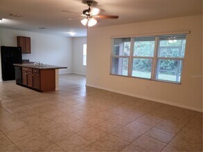 10476 Harlingen St in Port Charlotte, FL - Foto de edificio - Building Photo
