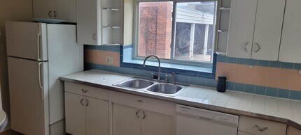 910 S Harrison St, Unit # 3 in Denver, CO - Building Photo - Building Photo
