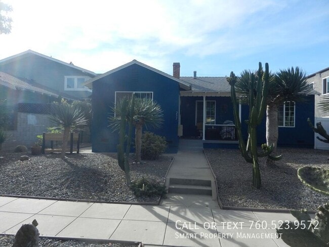 237 S Ditmar St in Oceanside, CA - Foto de edificio - Building Photo