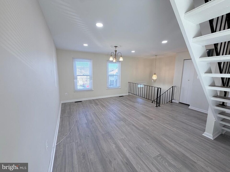 4054 Hanson Oaks Dr in Hyattsville, MD - Building Photo