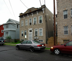 164 Ogden Ave Apartments