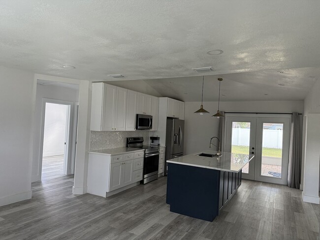 5298 26th Ave N in St. Petersburg, FL - Building Photo - Building Photo