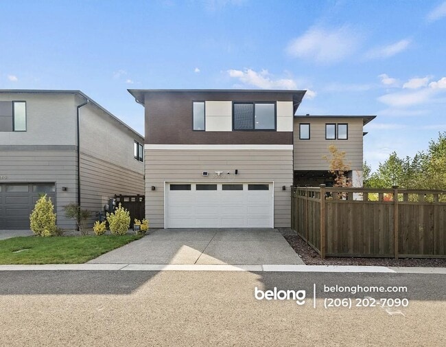 33352 Holly Ave SE in Black Diamond, WA - Foto de edificio - Building Photo