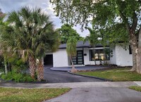 2856 NW 10th Ave in Wilton Manors, FL - Building Photo - Building Photo