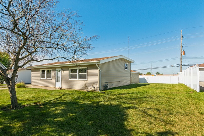 19338 Beechnut Dr in Mokena, IL - Building Photo - Building Photo