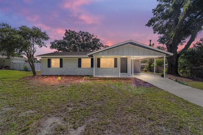 property at 3209 SE 33rd Ct