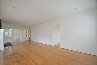 1732 Monterey Blvd in Hermosa Beach, CA - Building Photo - Building Photo
