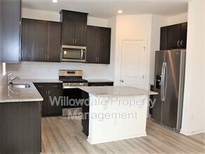 125 Willow Grove Ln in Fuquay Varina, NC - Building Photo - Building Photo