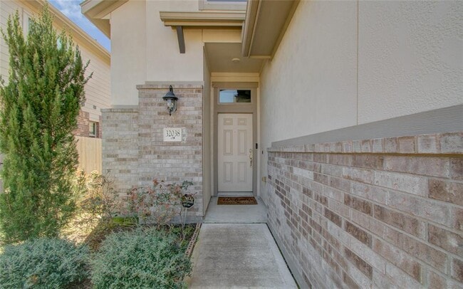 property at 32038 Quail Terrace Ln