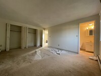 83 Pleasant St, Unit 76 in Brookline, MA - Building Photo - Building Photo