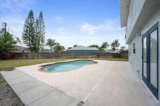 1741 SW Brisbane St in Port St. Lucie, FL - Building Photo - Building Photo