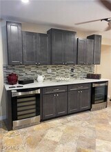 4735 Randag Dr in North Fort Myers, FL - Foto de edificio - Building Photo