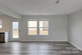 5235 Swearngan Rd in Charlotte, NC - Building Photo - Building Photo