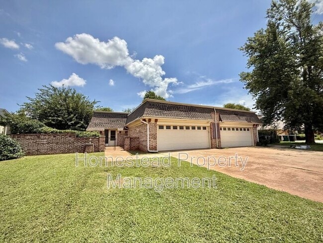 12308 Green Valley Dr