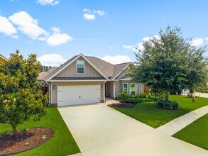 442 Cornelia St in Freeport, FL - Building Photo - Building Photo