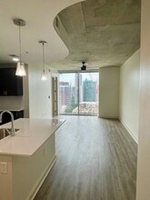 1080 W Peachtree St NW, Unit 421 in Atlanta, GA - Building Photo - Building Photo