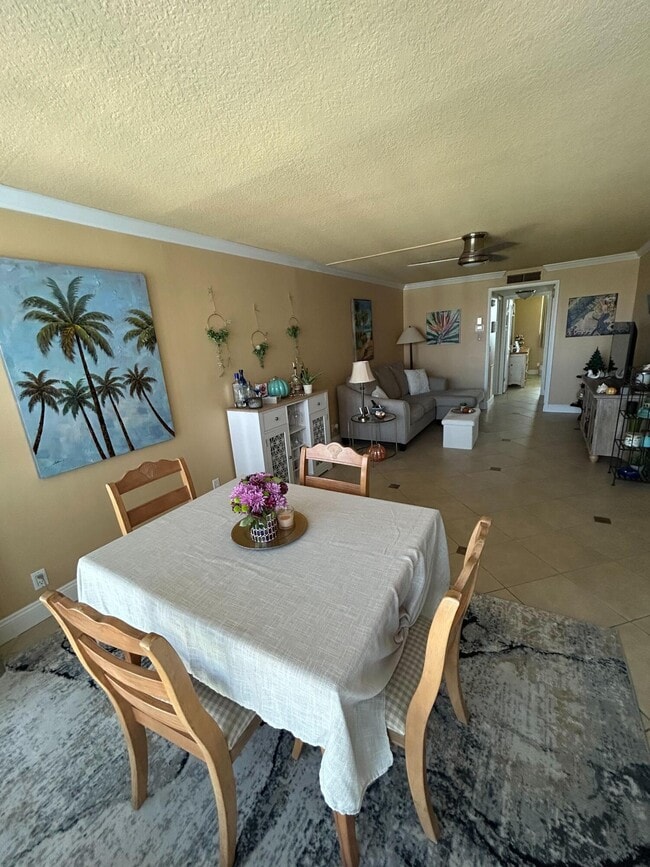 property at 2829 Florida Blvd