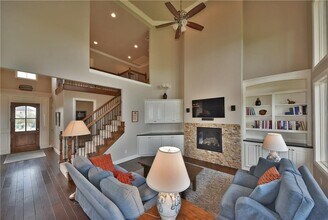 16828 Little Leaf Ln in Edmond, OK - Building Photo - Building Photo