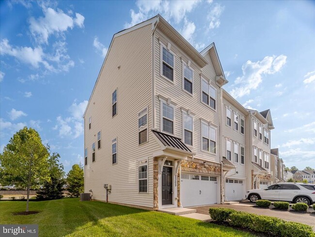 property at 2305 Maci's Cir