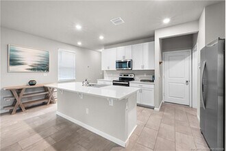 156 Osprey Preserve Blvd in Jensen Beach, FL - Foto de edificio - Building Photo