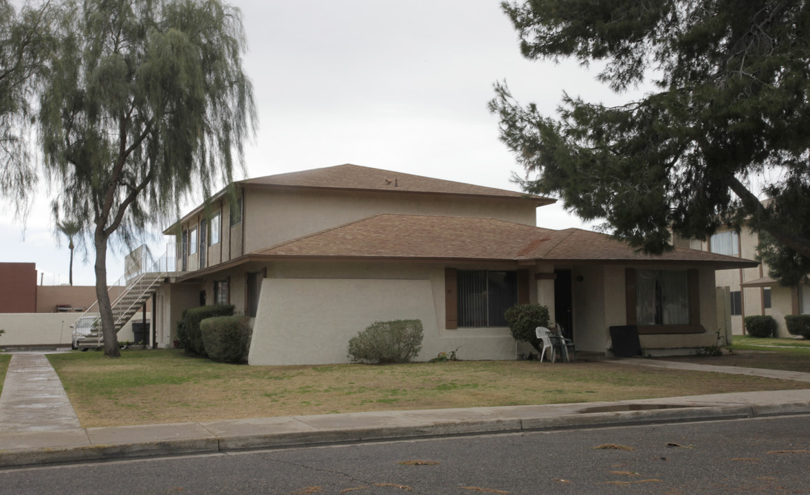 3357 W Harmont in Phoenix, AZ - Building Photo