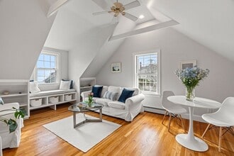 3 Circle St in Marblehead, MA - Building Photo - Building Photo