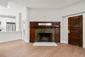 74 Gardner St in Boston, MA - Foto de edificio - Building Photo