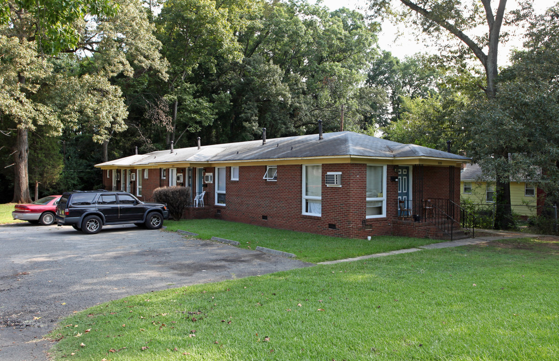 Berryhill in Charlotte, NC - Building Photo